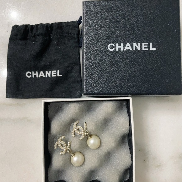 Chanel Double C Pearl Pendant Earrings - Picture 6 of 6